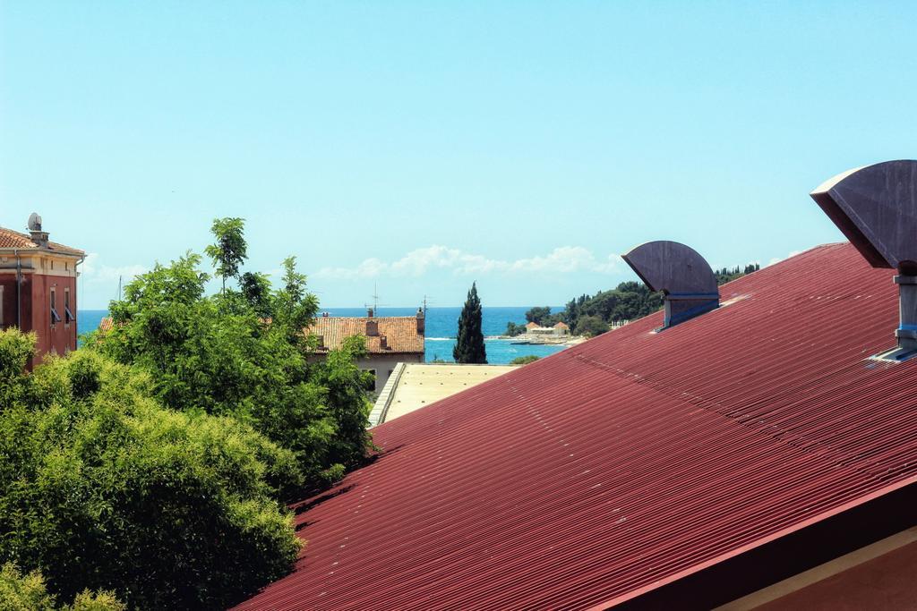Kseni Accommodation ロヴィニ エクステリア 写真