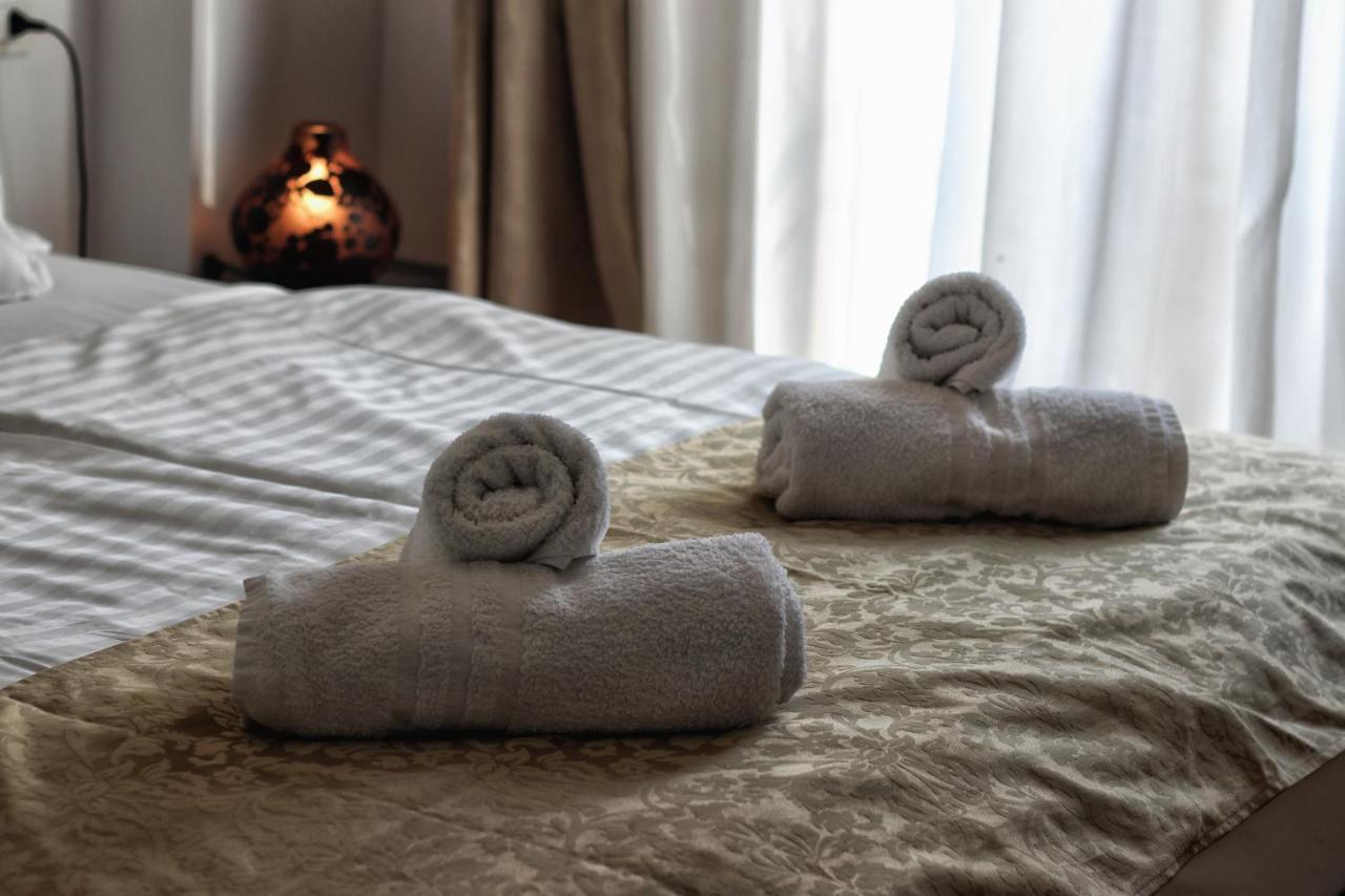 Kseni Accommodation ロヴィニ エクステリア 写真