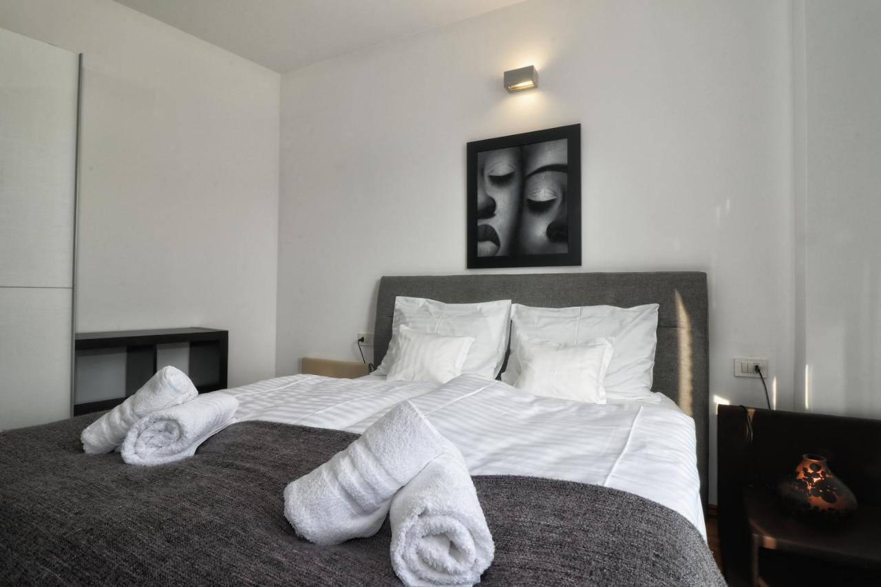 Kseni Accommodation ロヴィニ エクステリア 写真
