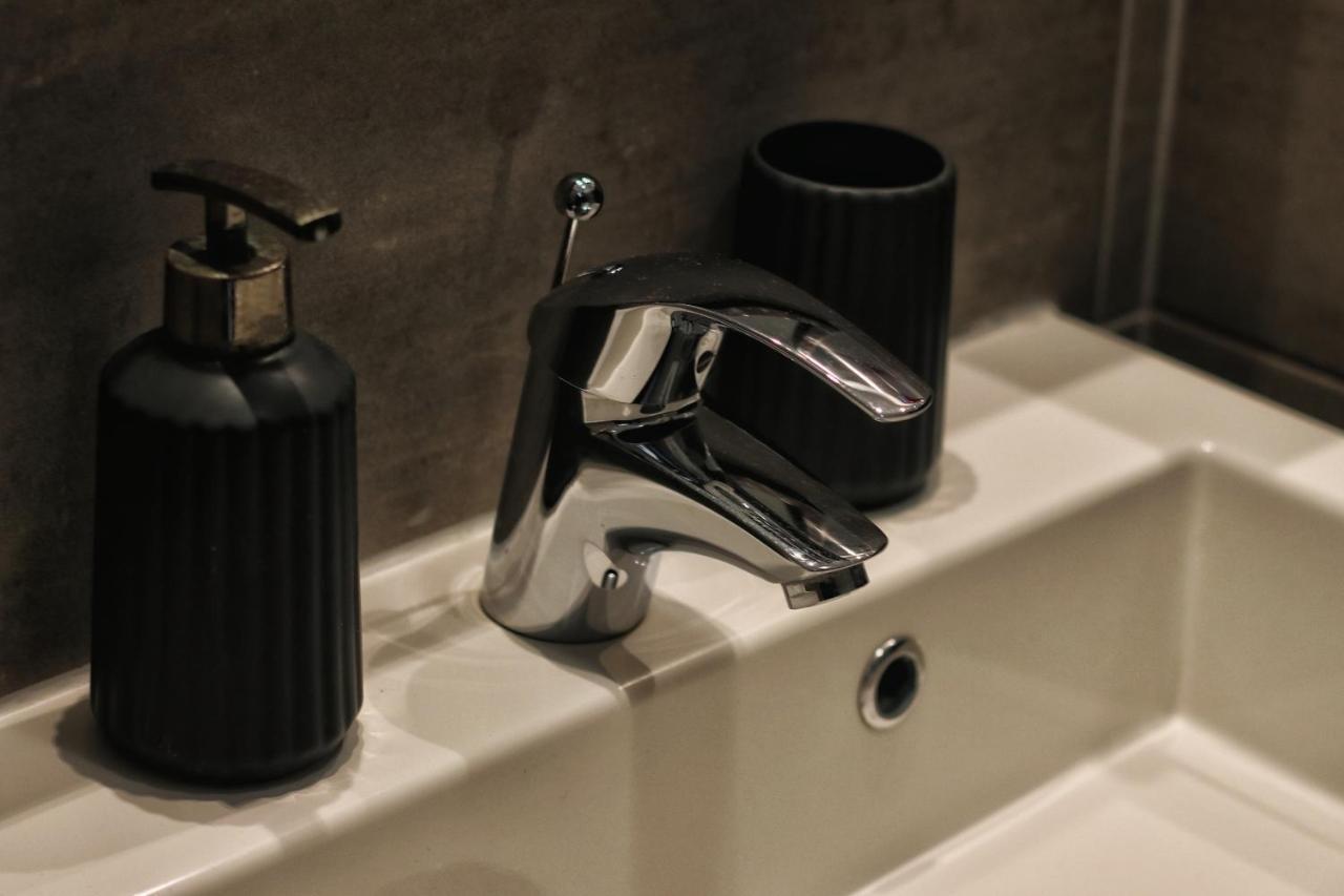 Kseni Accommodation ロヴィニ エクステリア 写真